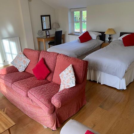 Field Cottage Bed And Continental Breakfast East Harling Bagian luar foto
