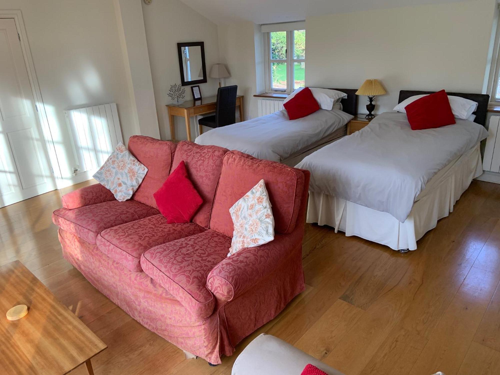 Field Cottage Bed And Continental Breakfast East Harling Bagian luar foto