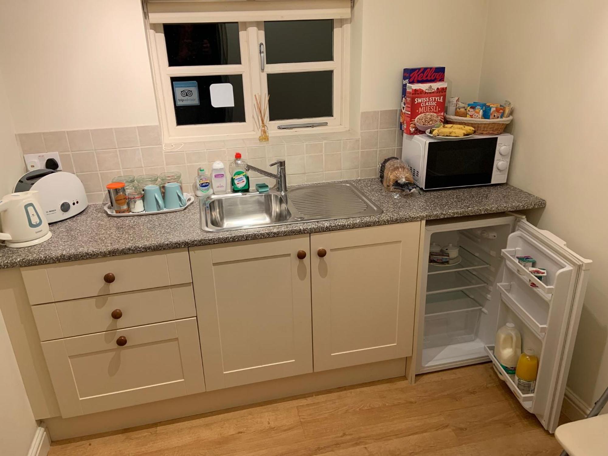 Field Cottage Bed And Continental Breakfast East Harling Bagian luar foto